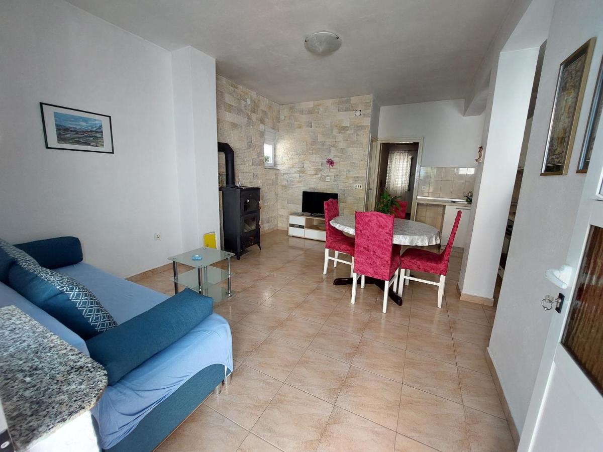 Apartman Lucija Селине Экстерьер фото